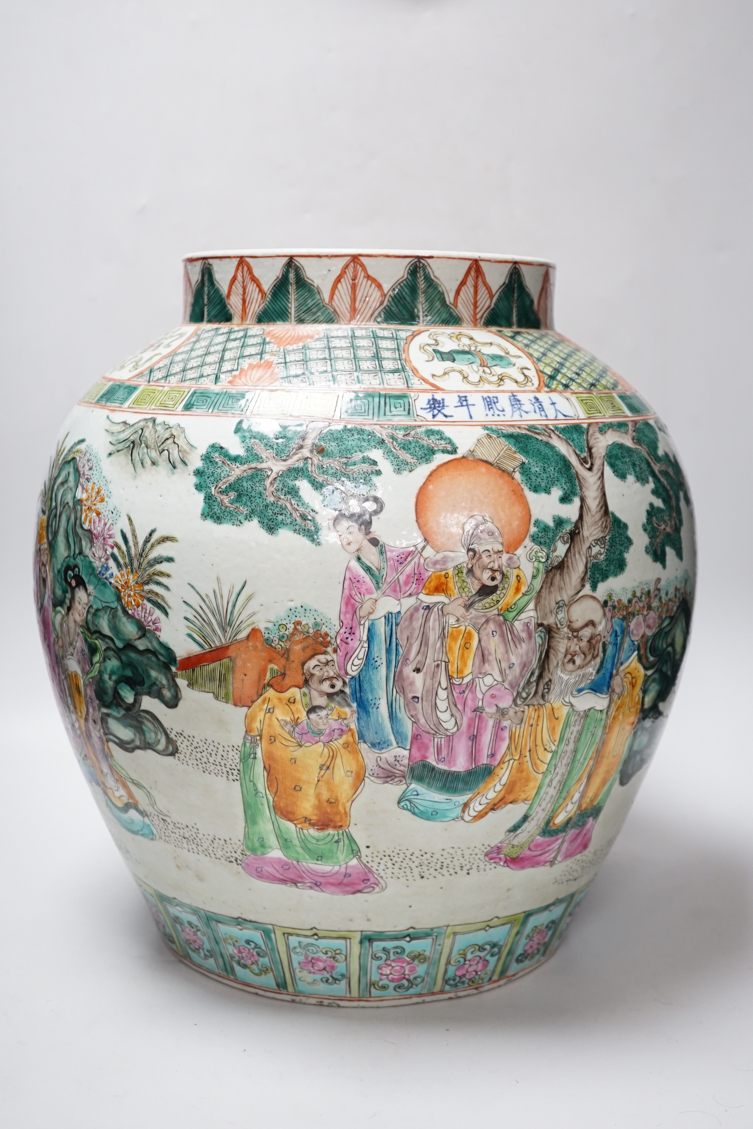 A large Chinese famille rose vase, 38cm high